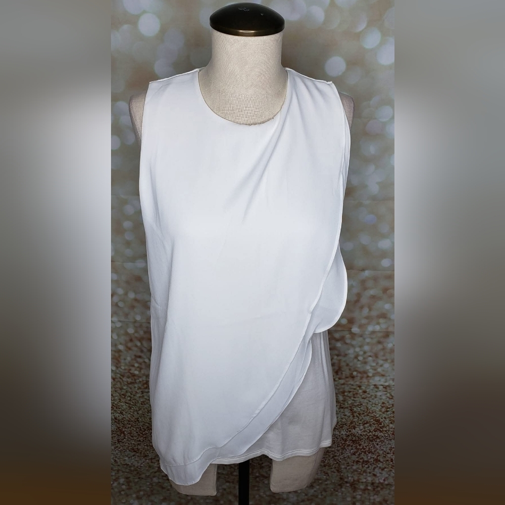 White House Black Market White Petal Tank